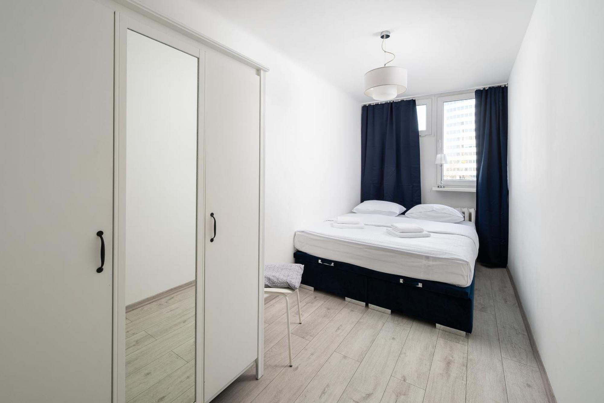 Grzybowska Blue City Centre Apartment Warsaw Ngoại thất bức ảnh