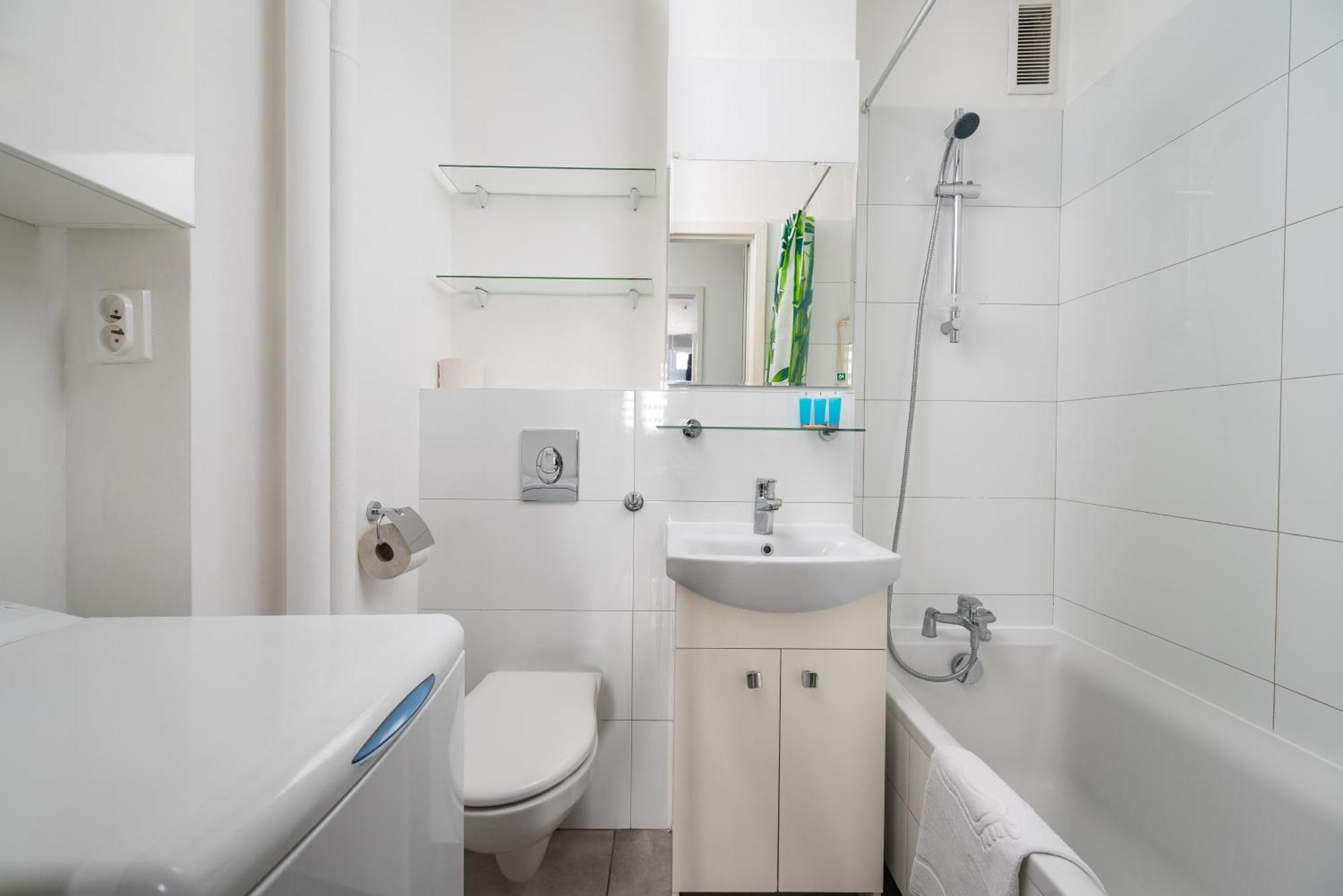 Grzybowska Blue City Centre Apartment Warsaw Ngoại thất bức ảnh