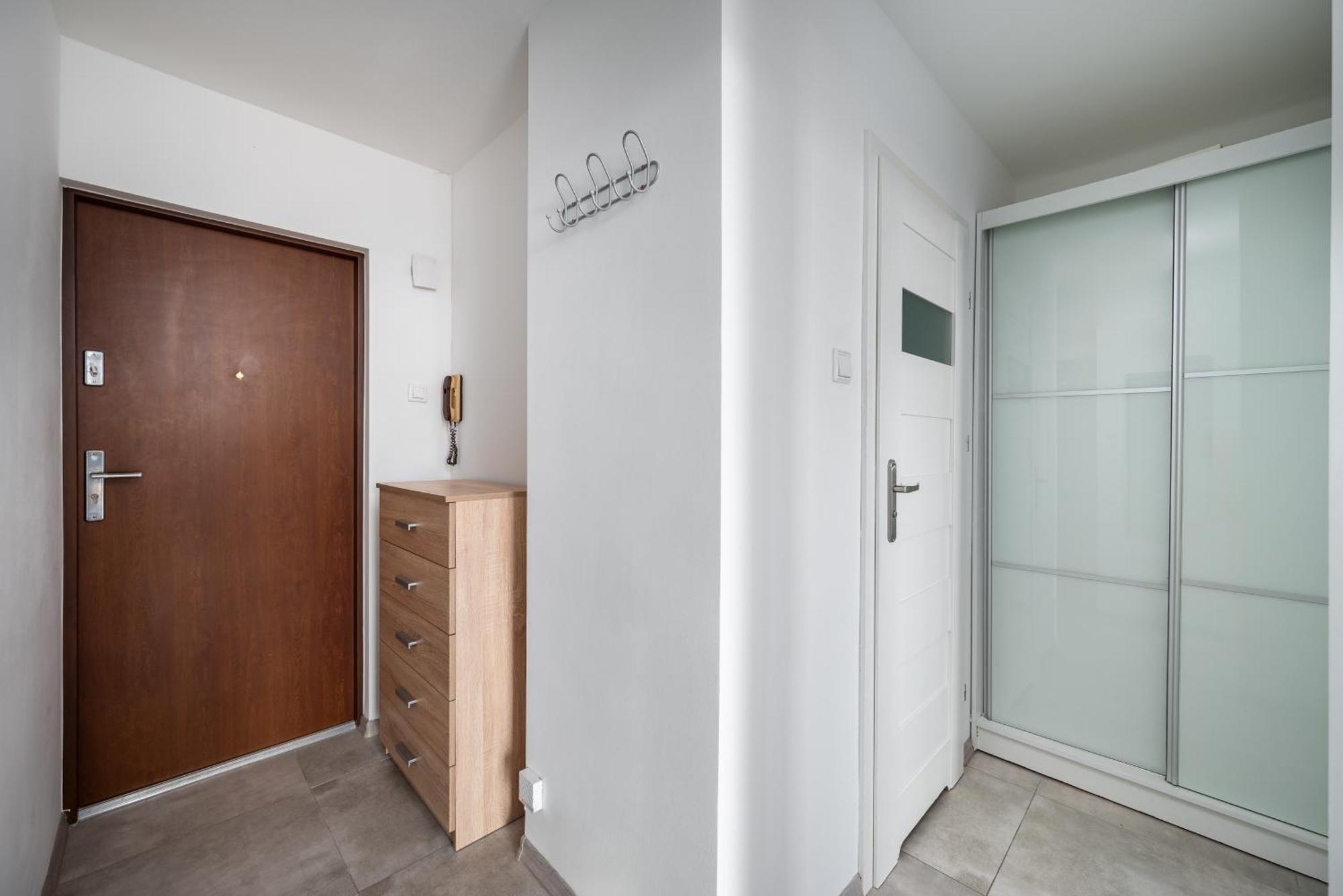 Grzybowska Blue City Centre Apartment Warsaw Ngoại thất bức ảnh
